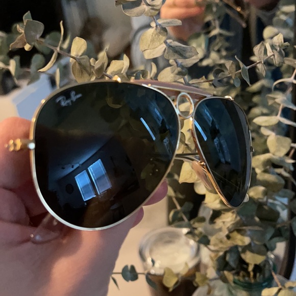 Ray-Ban aviators - Picture 2 of 4